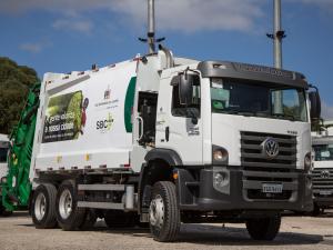 Volkswagen Constellation 17.280 De Lixo '2011